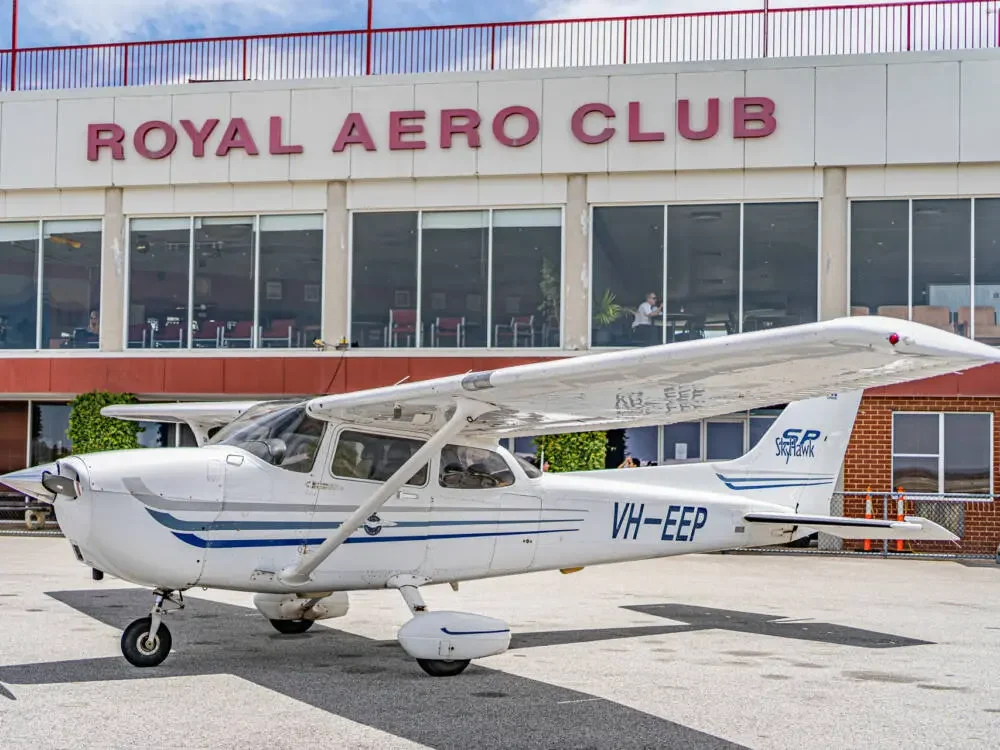 Cessna-172-1-1000×750